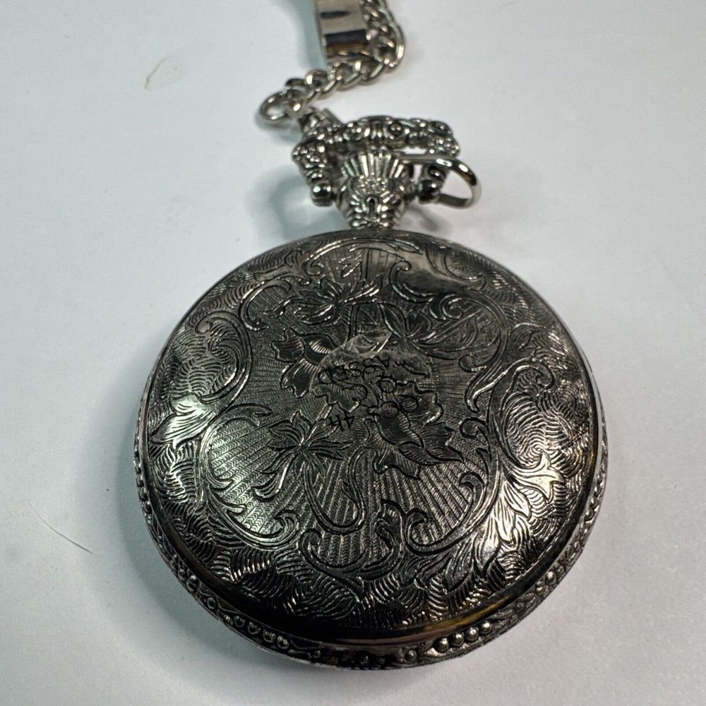 Milan Quartz "#1 Grandpa " Etched Silver Pocket Watch Japan MOVT W/ Belt Clip - Picture 2 of 4